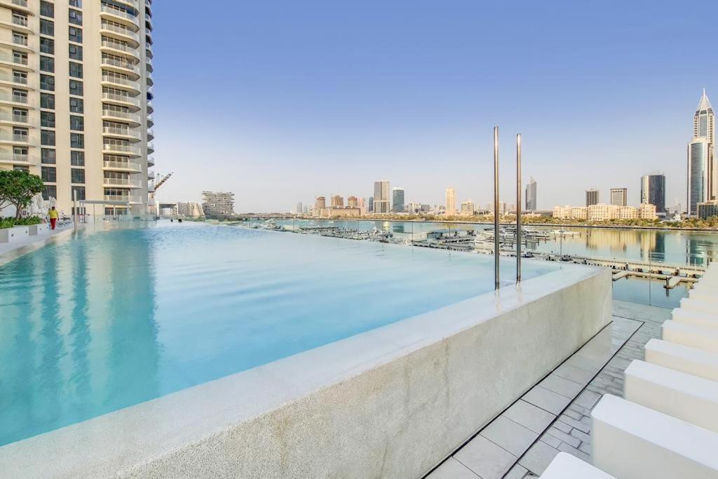 Lux Bnb I Sun Rise Bay I Palm & Sea View Apartment Dubai Exterior photo
